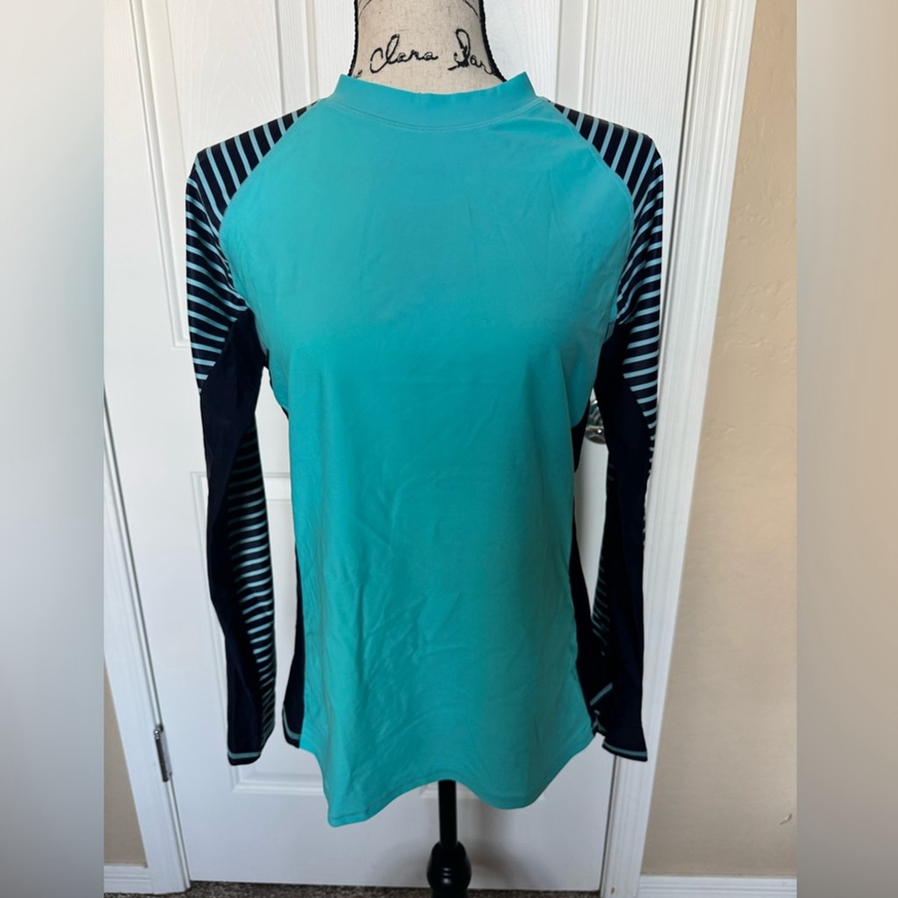 Attract Women’s Long Sleeve Rash Guard Teal and Navy Blue Pullover Top XL UPF+50